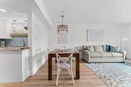 CLM 16B  Gorgeous, pet friendly - Private beach access - Image 5